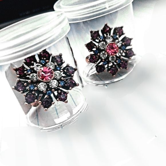 Princess Crystal Fashion Rings - Picture 2 of 12